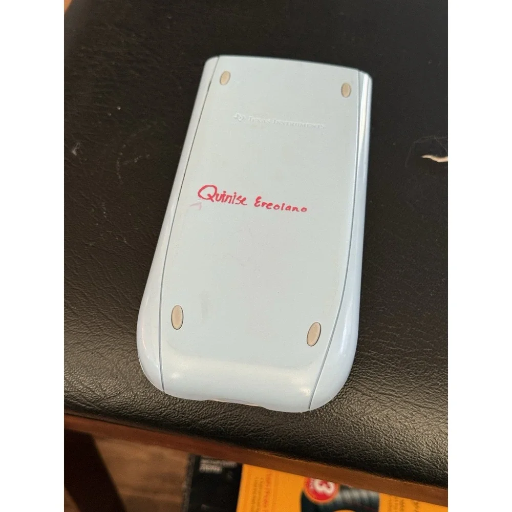 Texas Instruments TI-84 Plus‎ Silver Edition Graphing Calculator Blue
